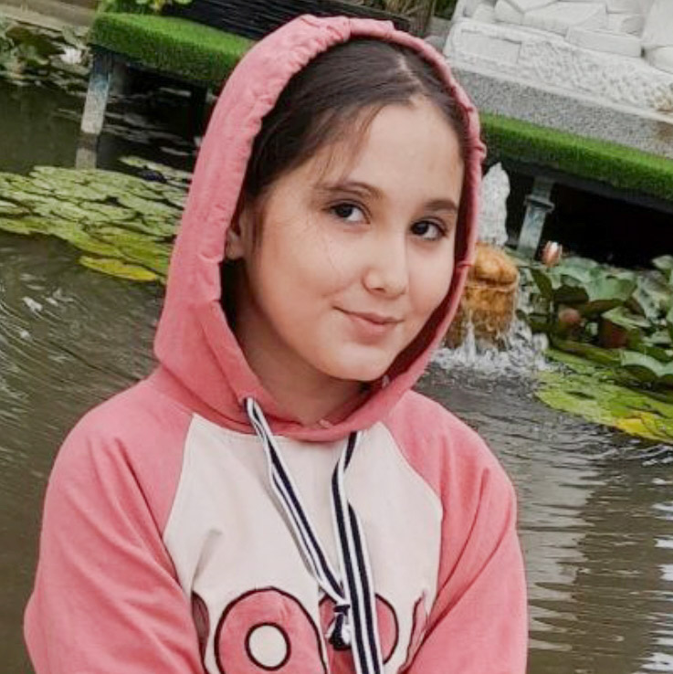 محدثه دولتجو مدل برتر کودک 