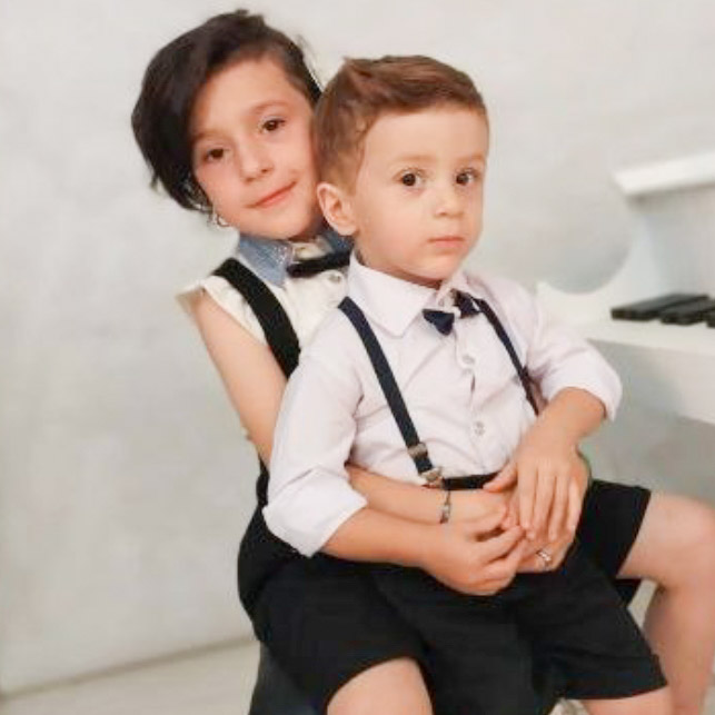 آیلین و آیهان رحیمی مدل برتر کودک 