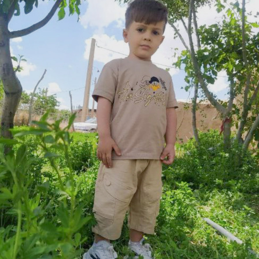 محمدسینا تاروردی مدل برتر کودک 