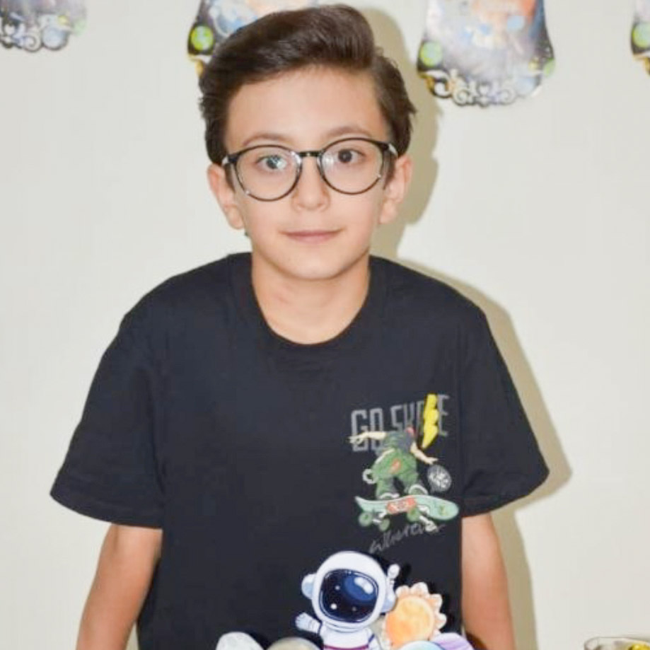 محمدکسری ترابی مدل برتر کودک 