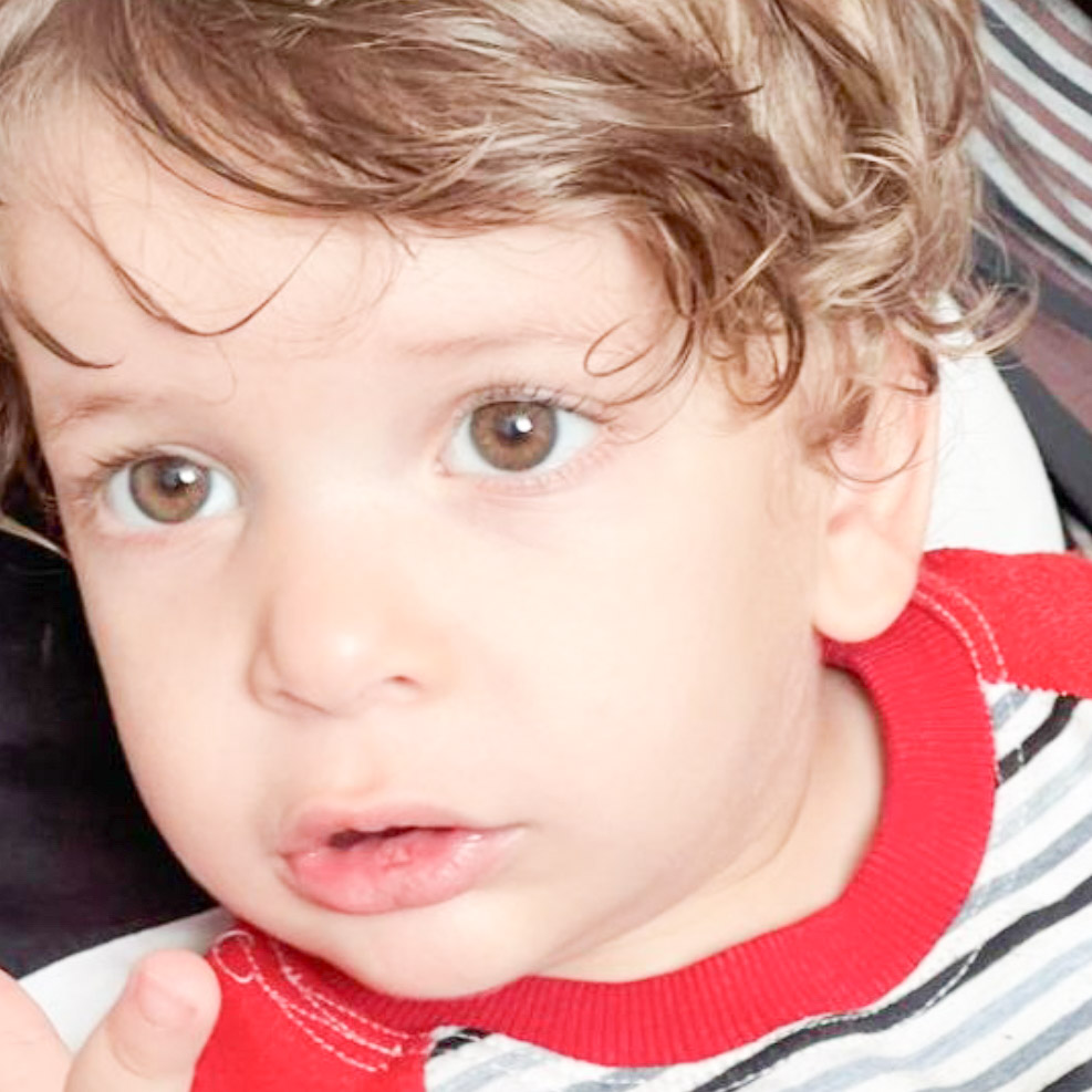 رادوین کریمی مدل برتر کودک 