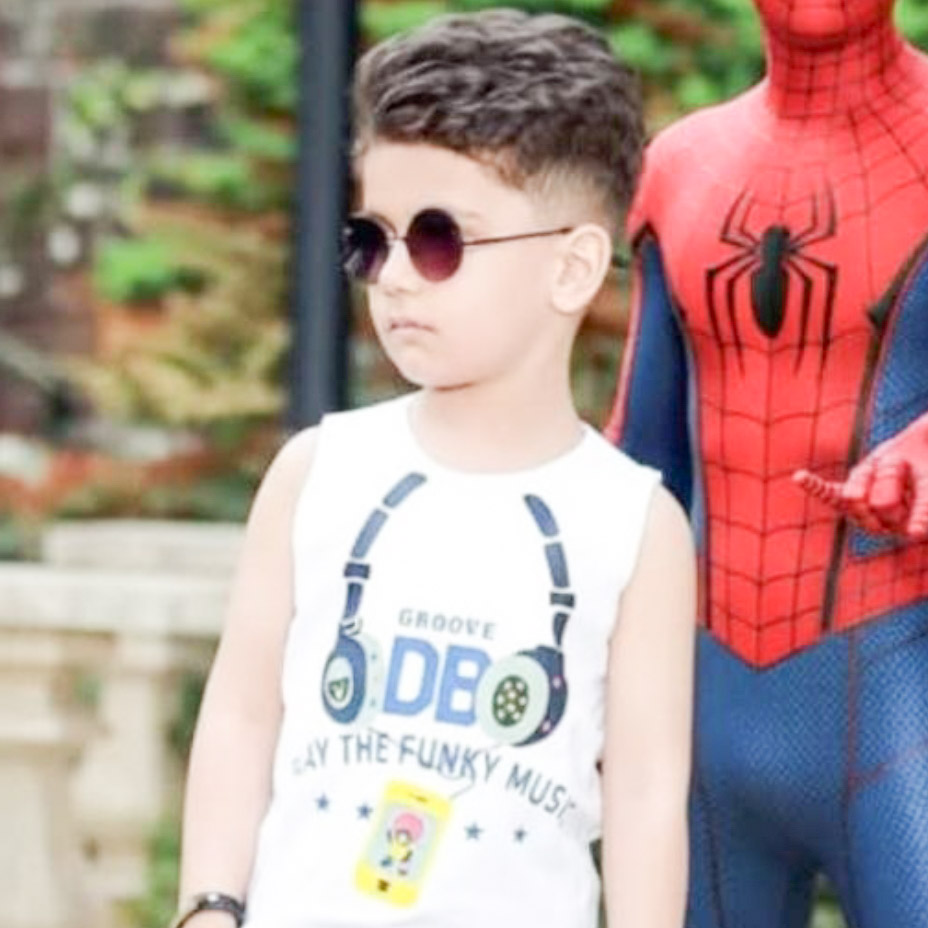 آدرین محبوب مدل برتر کودک 