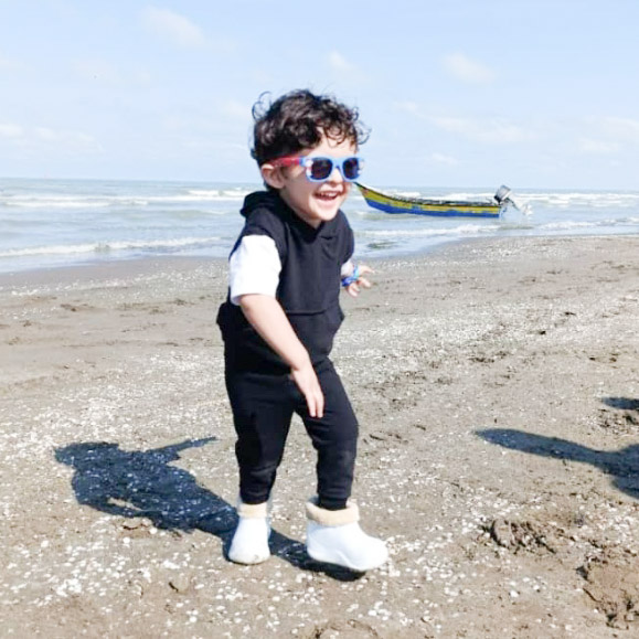 رایان غلامی مدل برتر کودک 