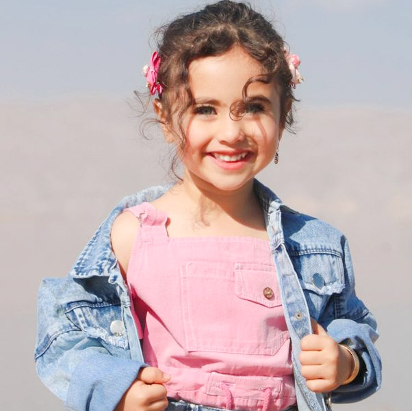 الین قریب زاده مدل برتر کودک 