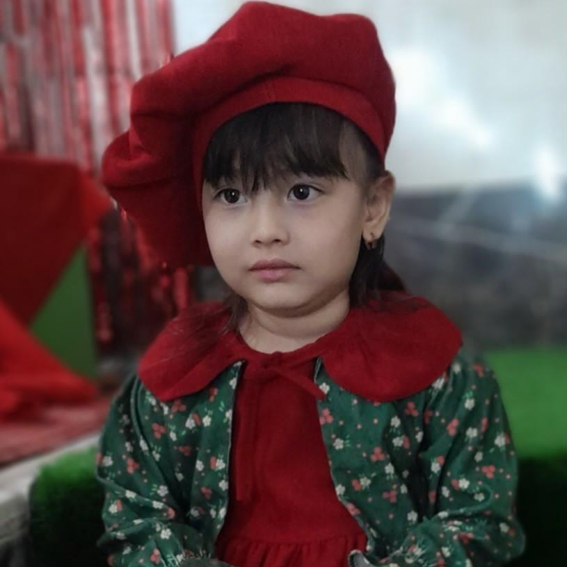 هلیا یعقوبی مدل برتر کودک 