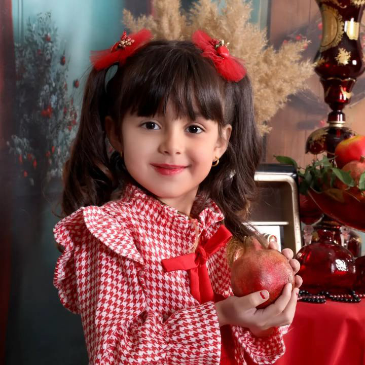 پارلا سلطانیان مدل برتر کودک 