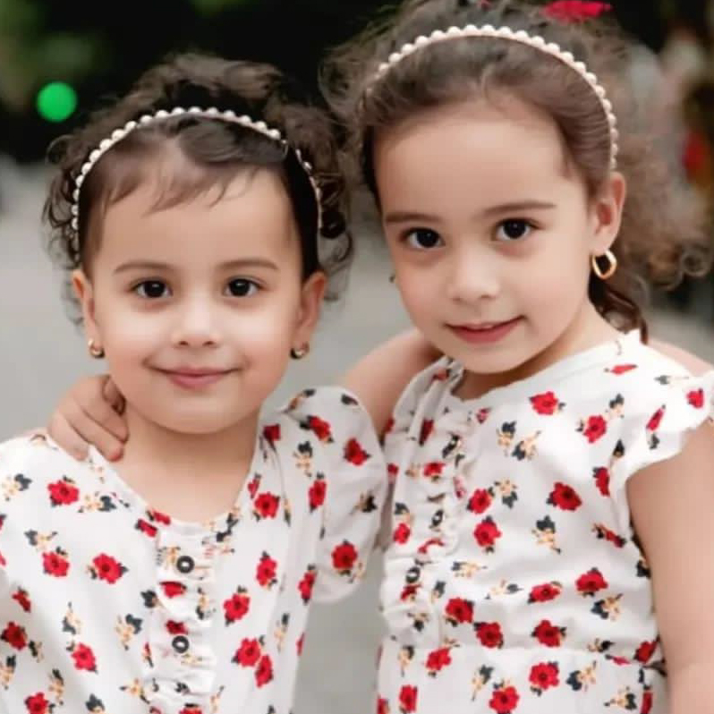 مهلا و مهگل صادقی مدل برتر کودک 