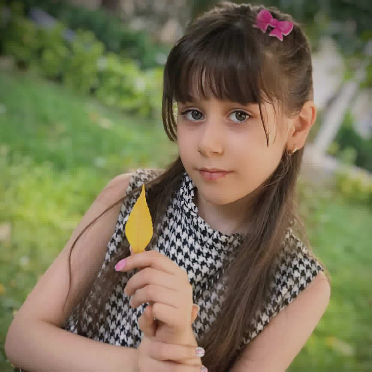 ویانا هاشمی مدل برتر کودک 