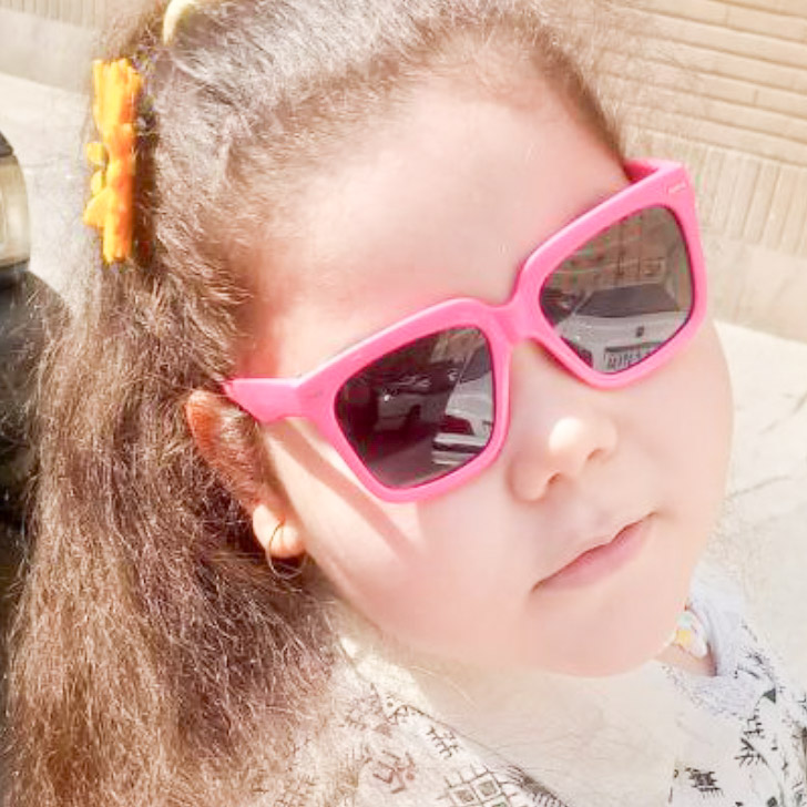 روژینا قاسمی پناه مدل برتر کودک 